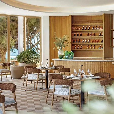 Ikos Andalusia منتجع 5*